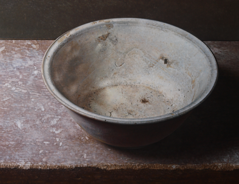 
	Grey Vung Tau bowl III  oil on wood  95 x 110 cm
